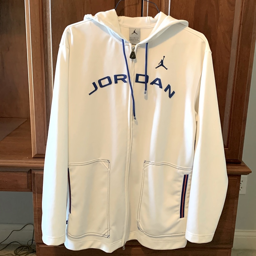 Men’s Jordan hooded full zip jacket, size M